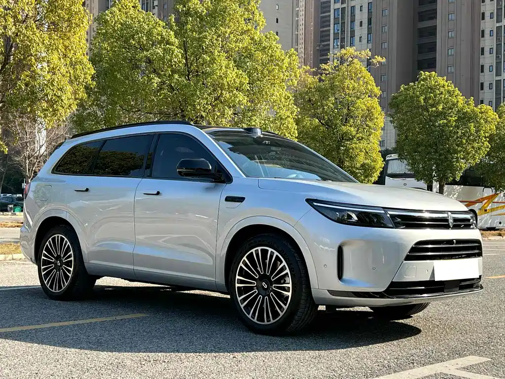 AITO Wenjie AITO M7 — миниатюра 2