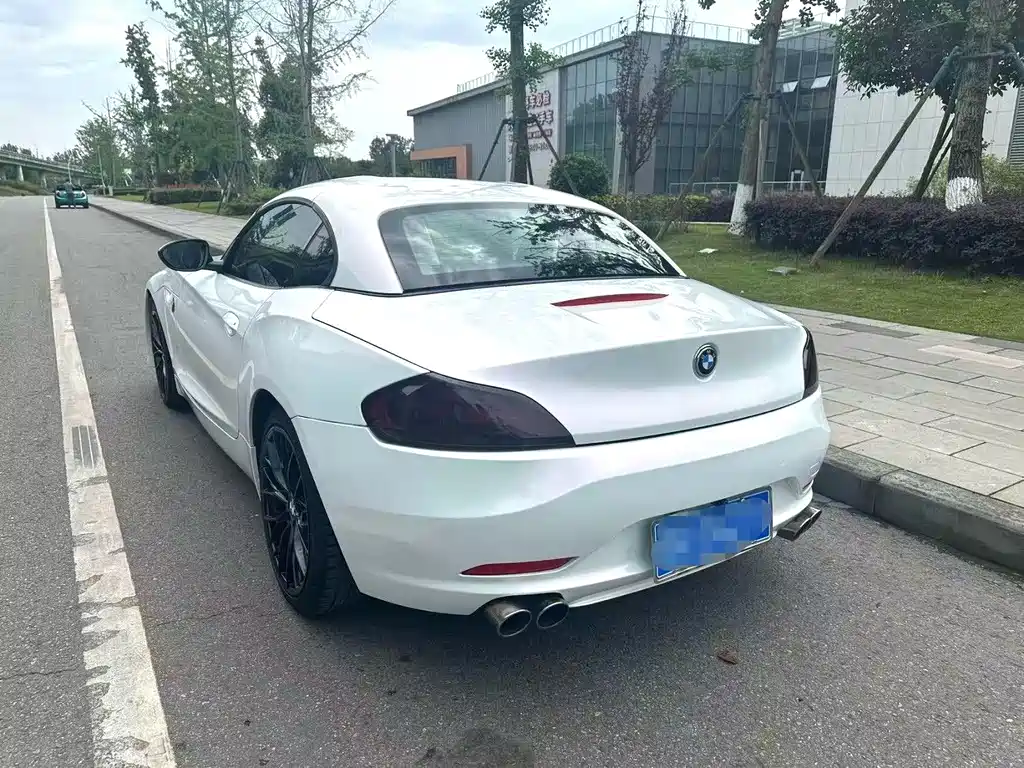 BMW Z4 2009 sDrive23i Lead