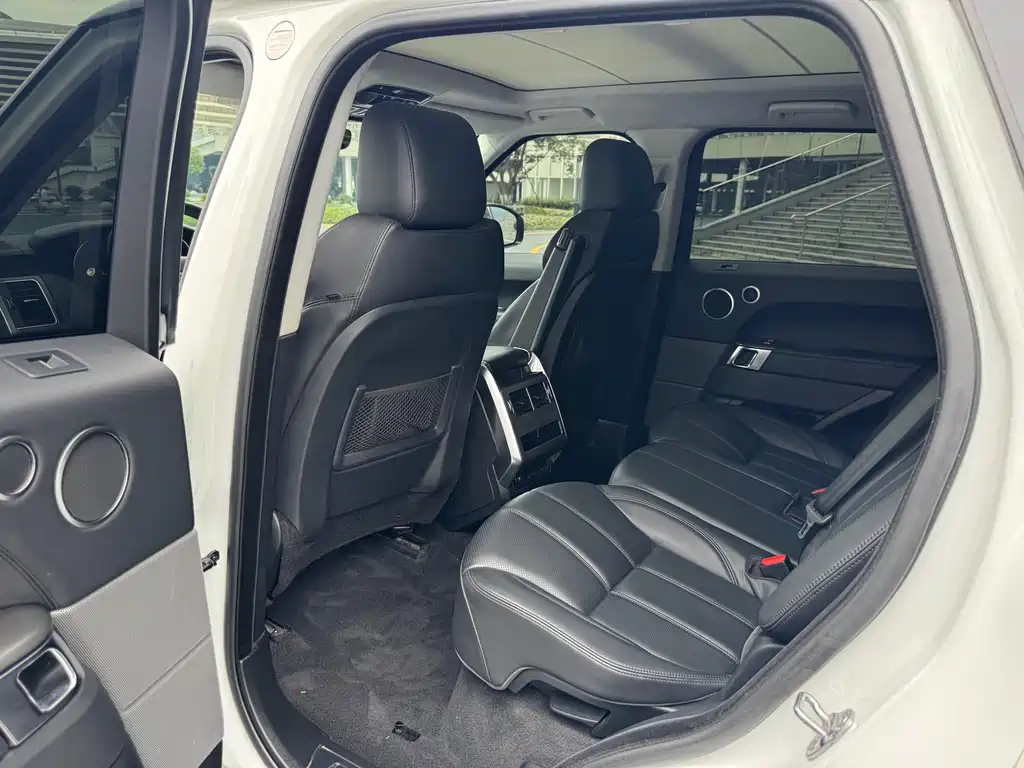 Land Rover Range Rover Sport 2017 3.0 SC V6 SE