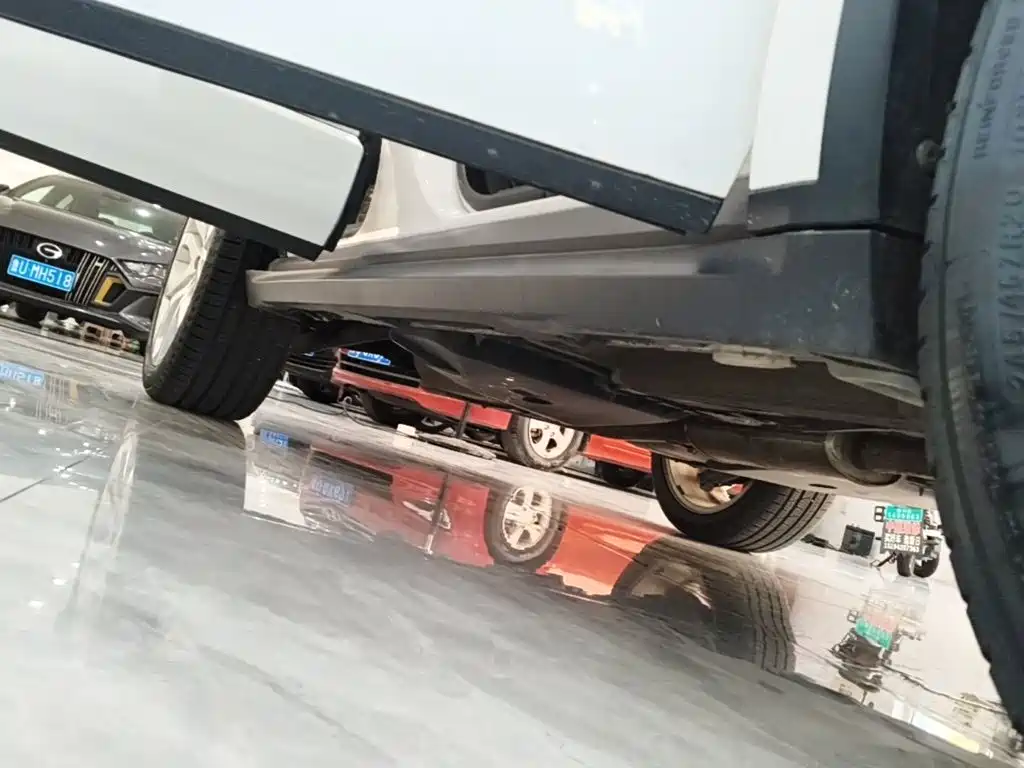 Land Rover Evoque — миниатюра 21