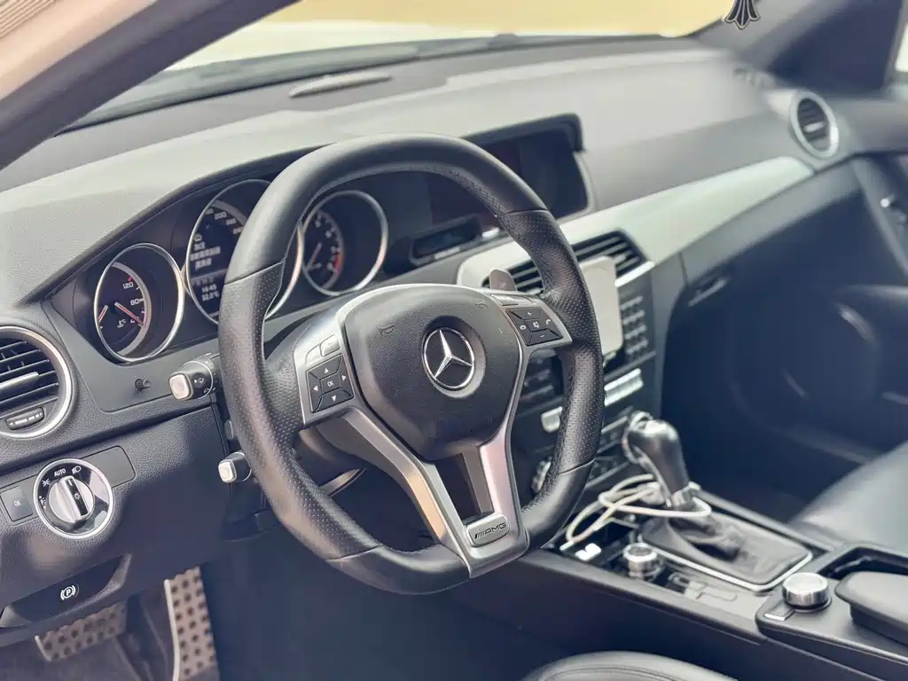 Mercedes-Benz C-Class AMG — миниатюра 5