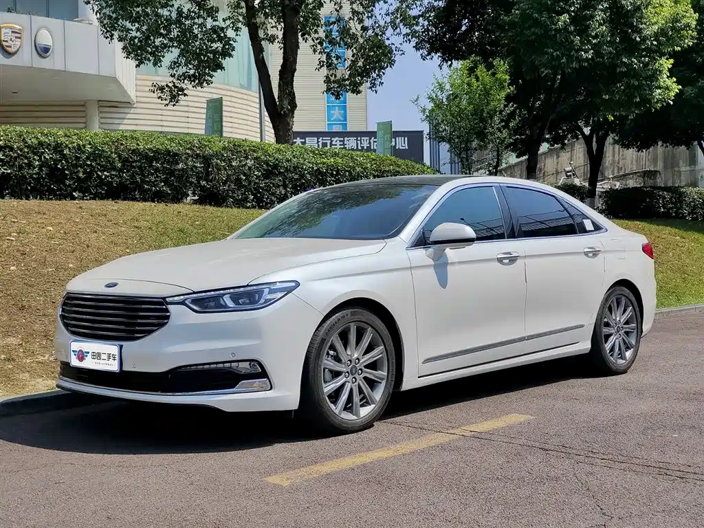 Купить Ford Taurus