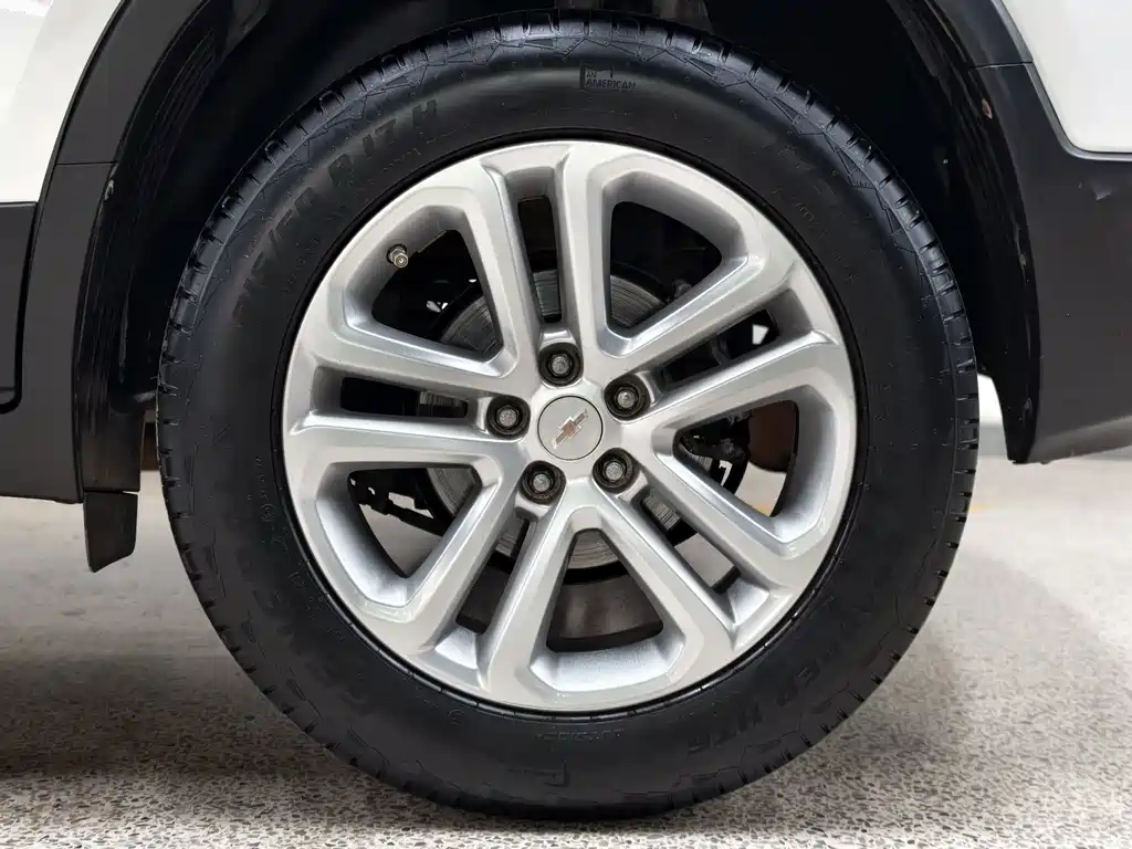 Chevrolet Trax — миниатюра 10