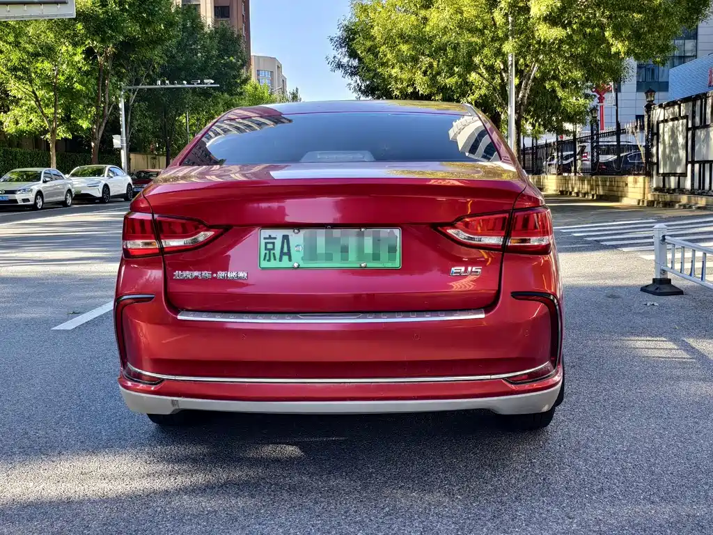 BAIC EU5 — миниатюра 5