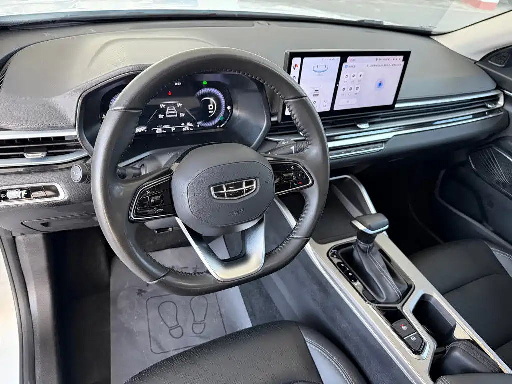 Geely Emgrand — миниатюра 7