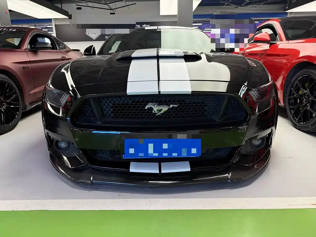 Ford Mustang — миниатюра 2