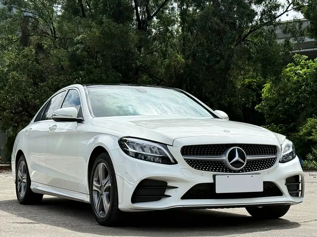 Mercedes-Benz C-Class — миниатюра 3