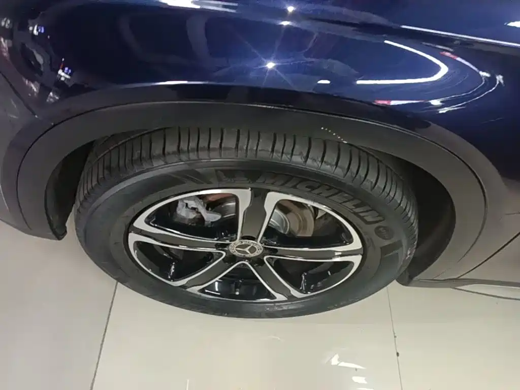 Mercedes-Benz GLA — миниатюра 23