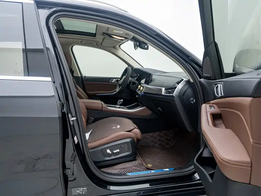 BMW X5 (Import) — миниатюра 18