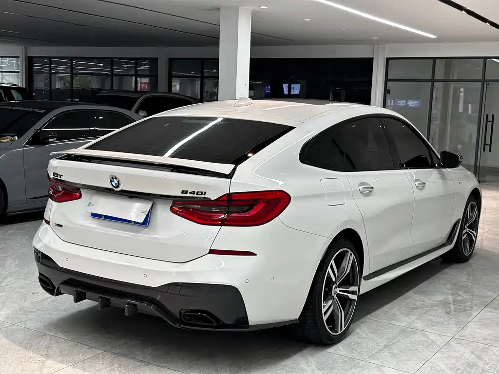 BMW 6 GT 2018 640i xDrive M Sport