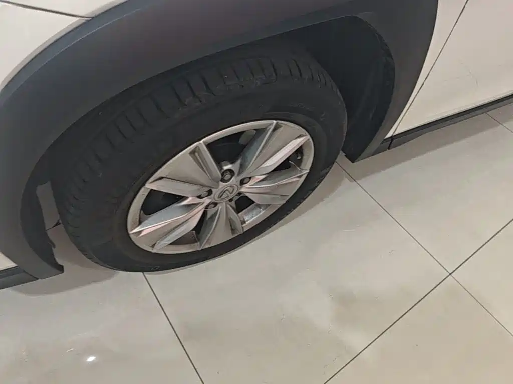Lexus UX — миниатюра 23