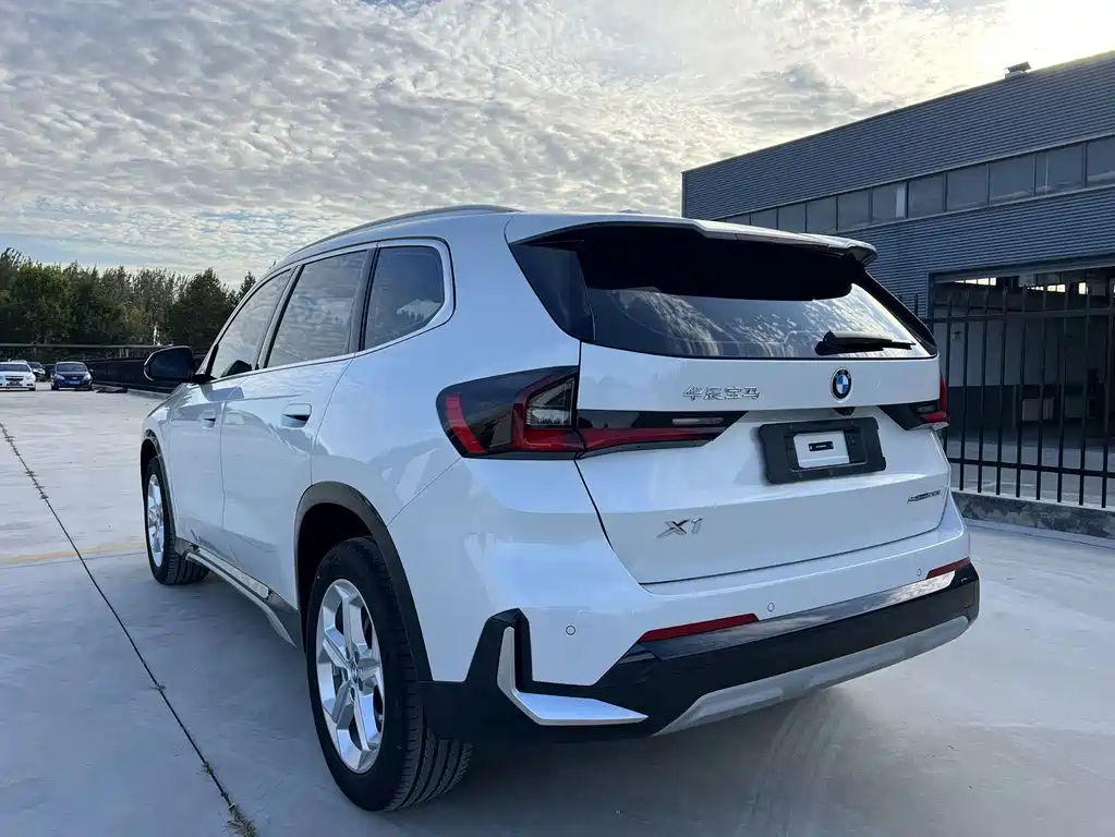 BMW X1 — миниатюра 4