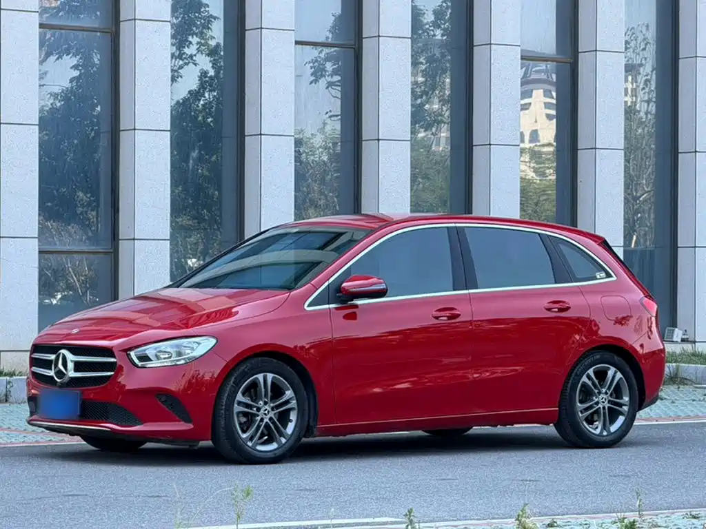 Mercedes-Benz B-Class — миниатюра 13