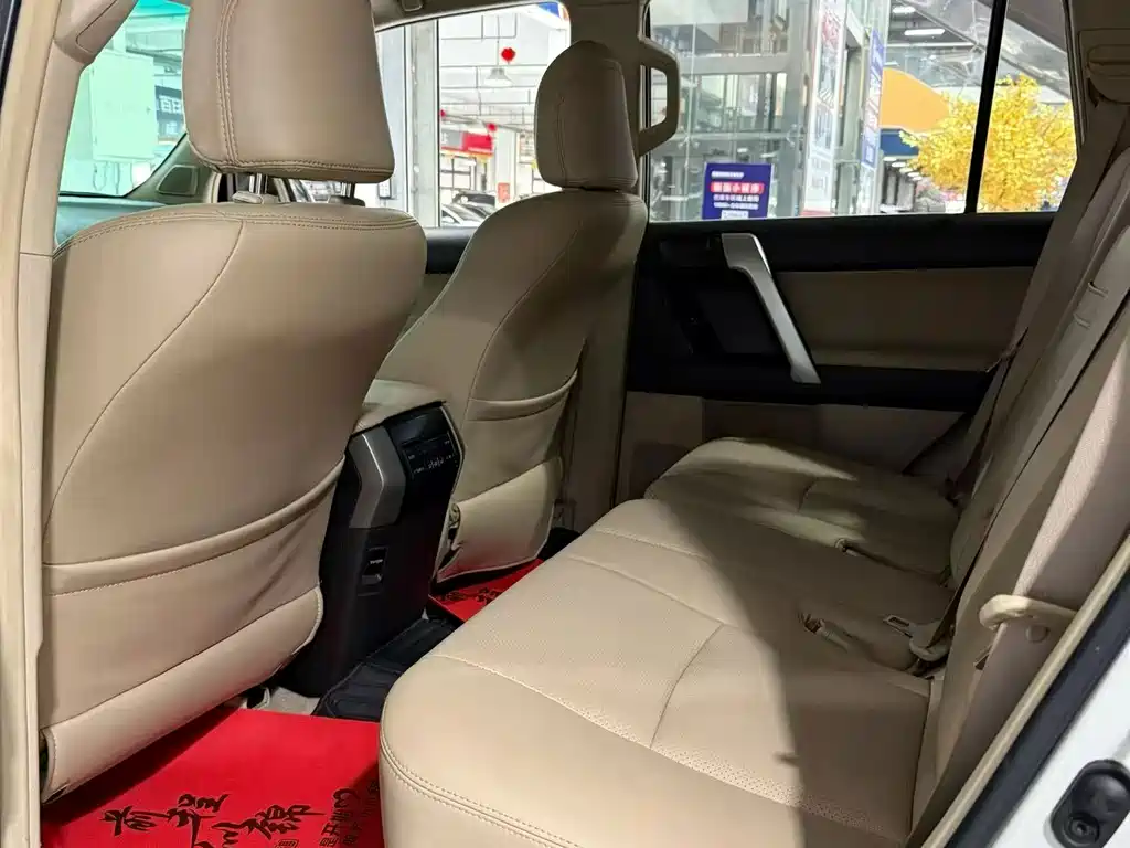 Toyota Prado (Import) — миниатюра 4