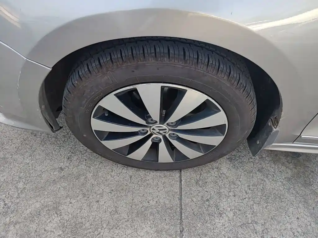 Volkswagen Sagitar — миниатюра 23