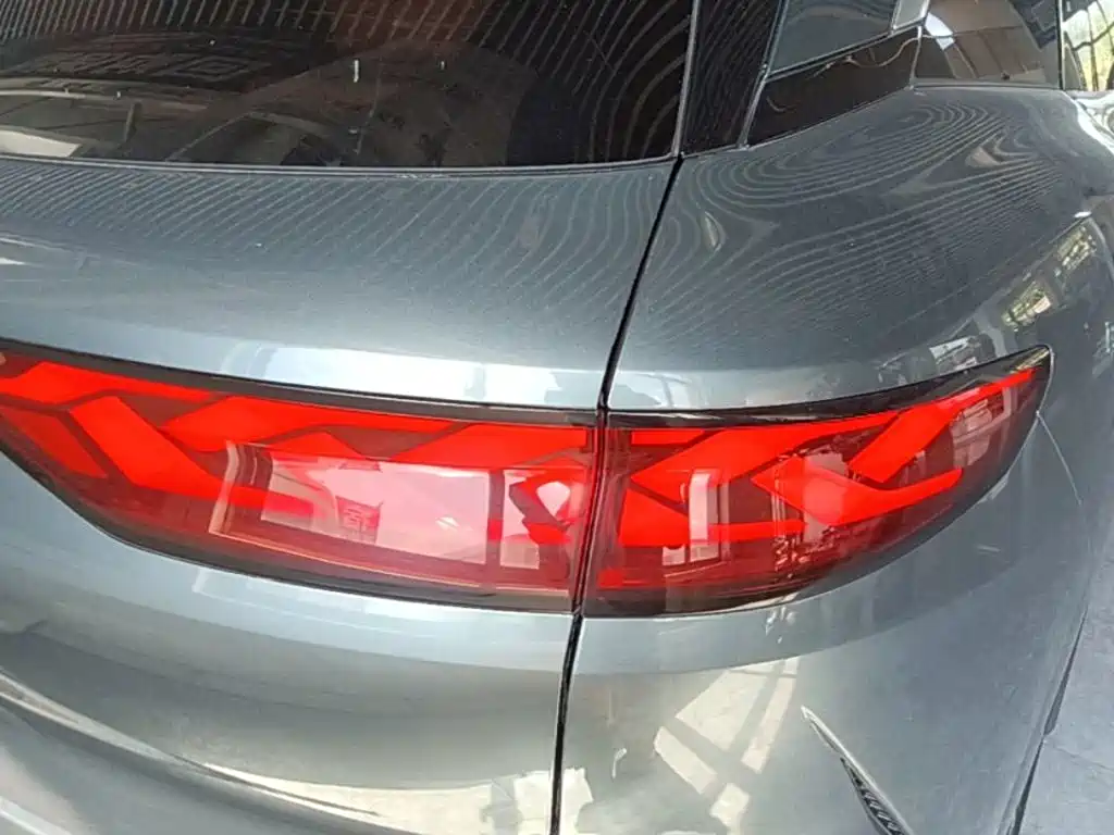BYD Tang L — миниатюра 8