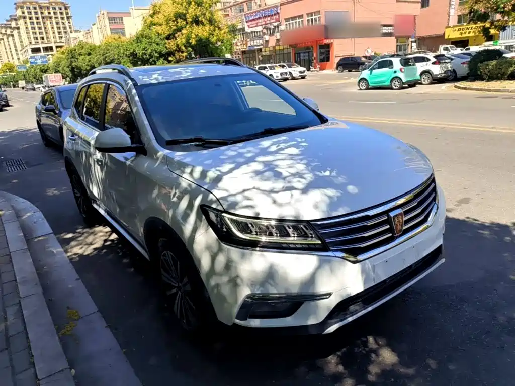 Roewe RX5 — миниатюра 4