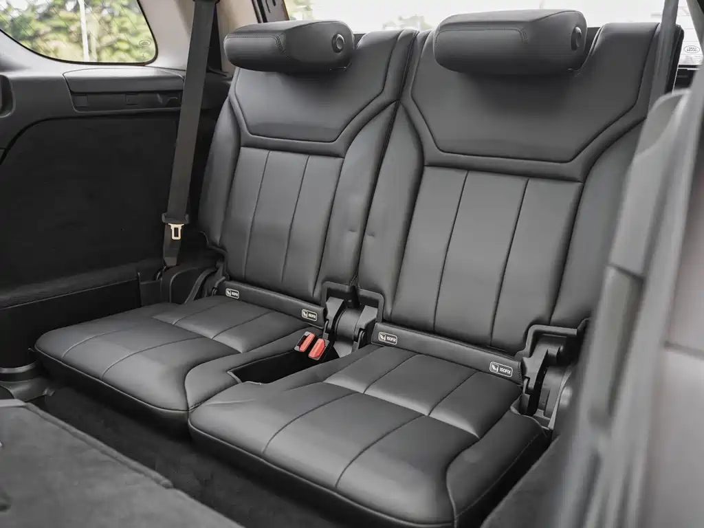Land Rover Discovery — миниатюра 20