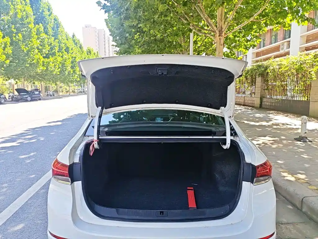 Buick Excelle — миниатюра 19