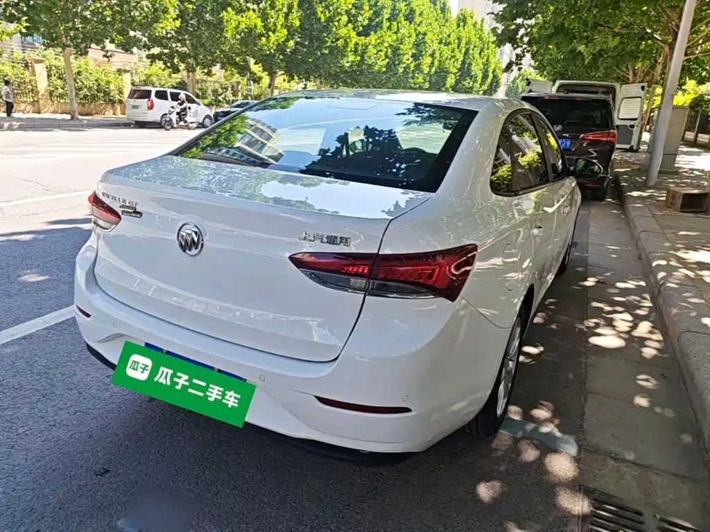 Buick Excelle — миниатюра 7