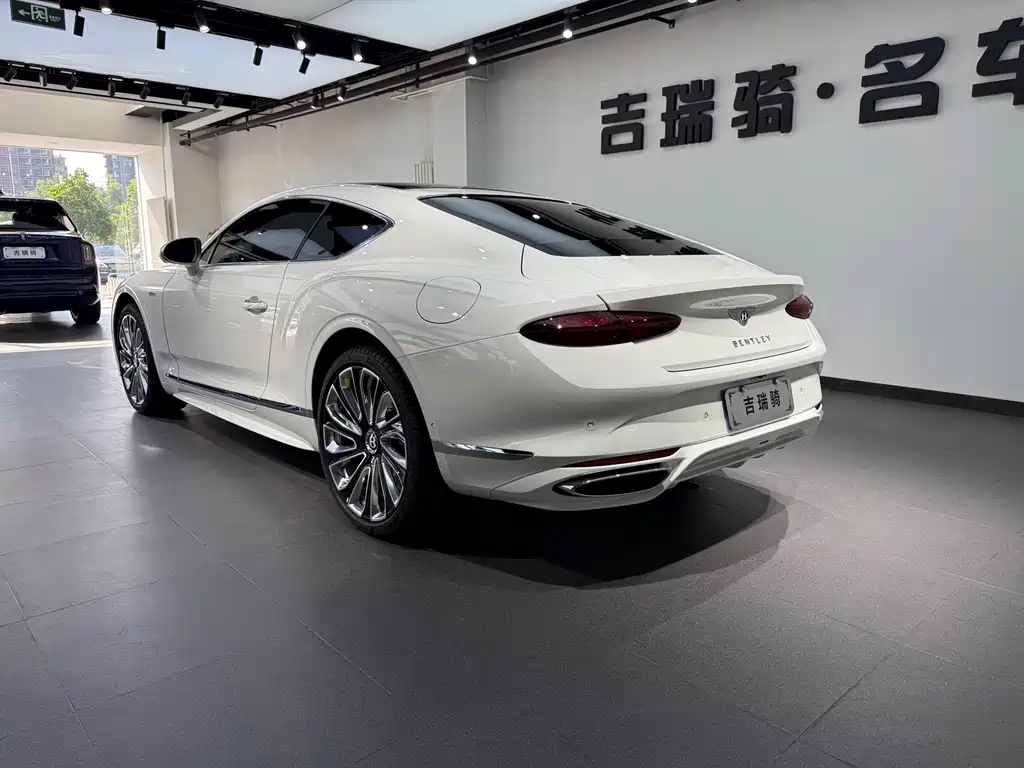 BENTLEY CONTINENTAL PLUG IN HYBRID