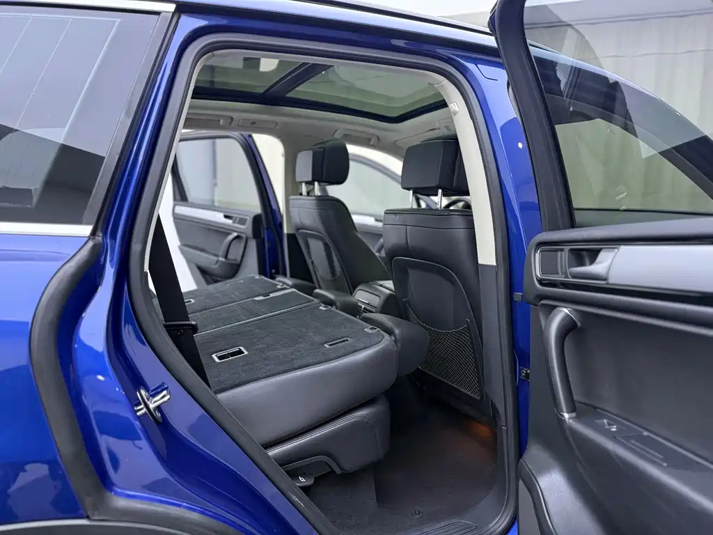 Volkswagen Touareg — миниатюра 9