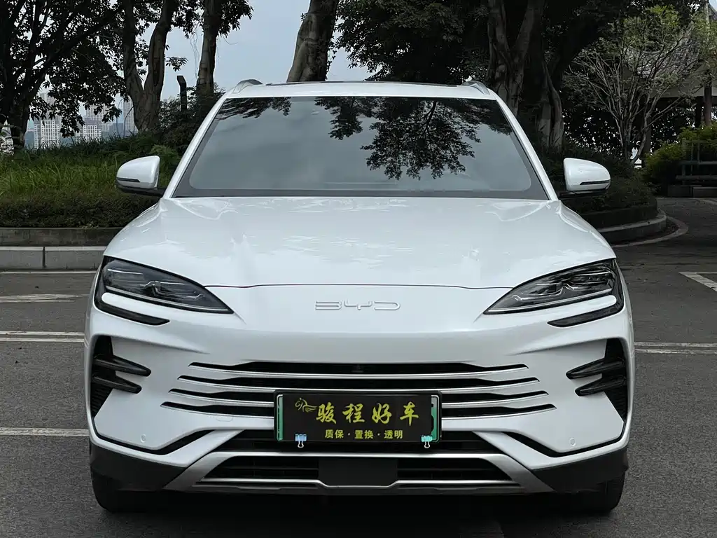 BYD Song Plus PLUS 2023 Champion DM-i 110KM Flagship