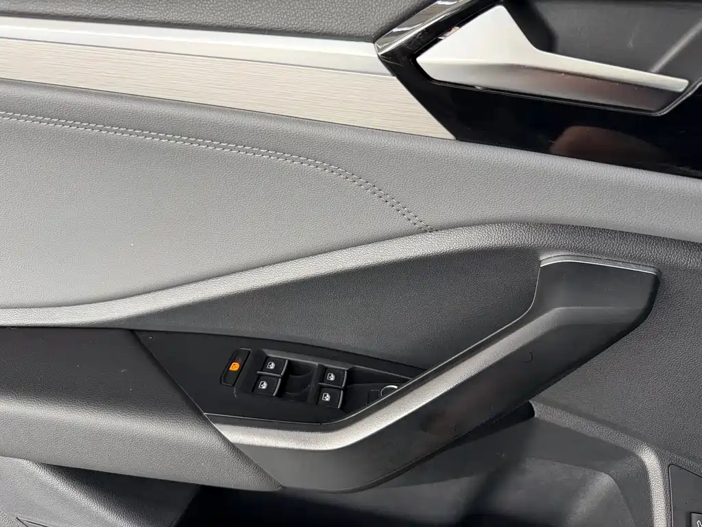 Volkswagen Sagitar 2021 280TSI DSG Comfort Smart Connect