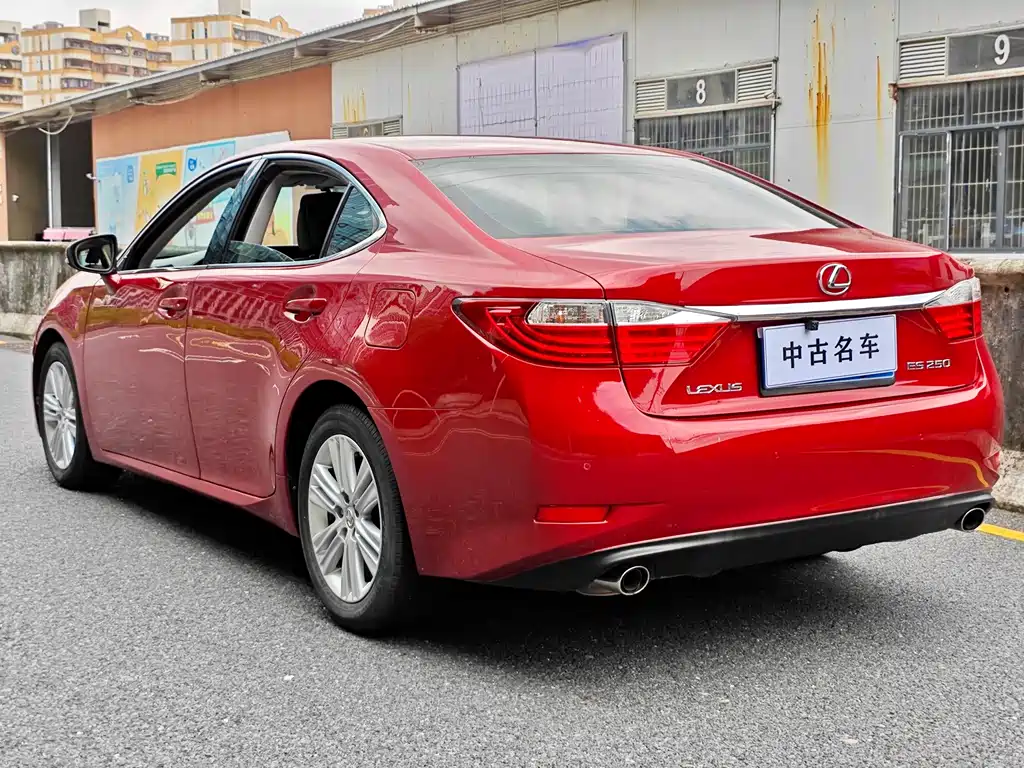 Lexus ES — фотографии объявления, Фото 10