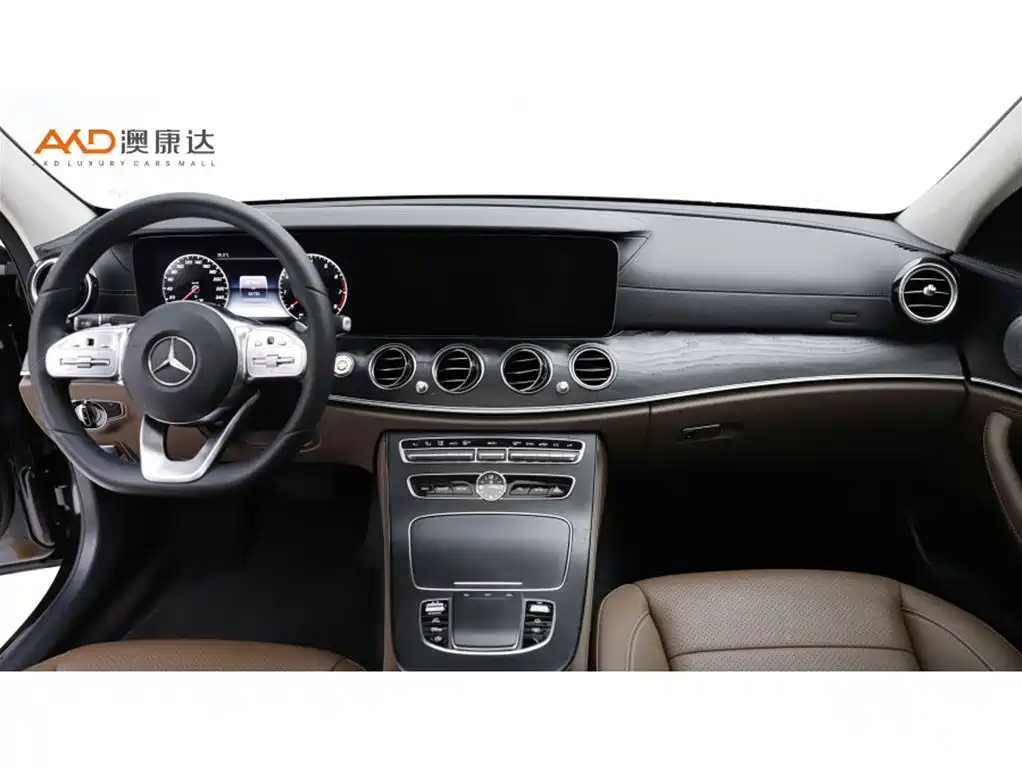 Mercedes-Benz E-Class — миниатюра 5