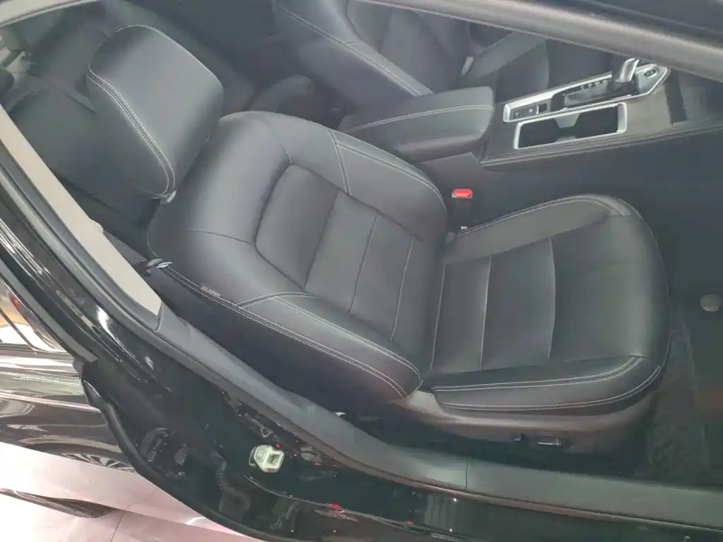 Nissan Teana — миниатюра 20