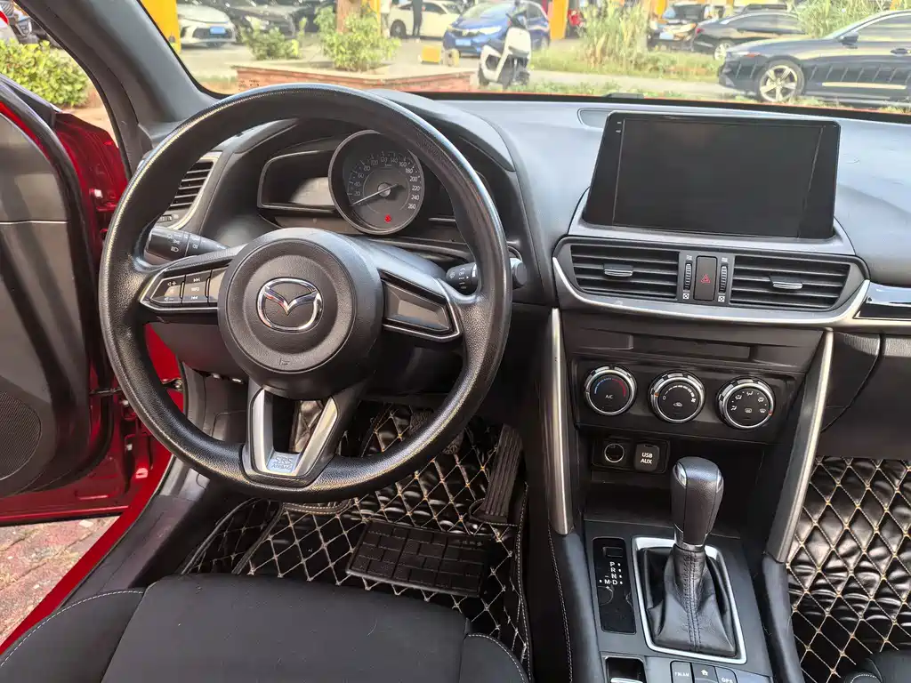 Mazda CX-4 — миниатюра 8