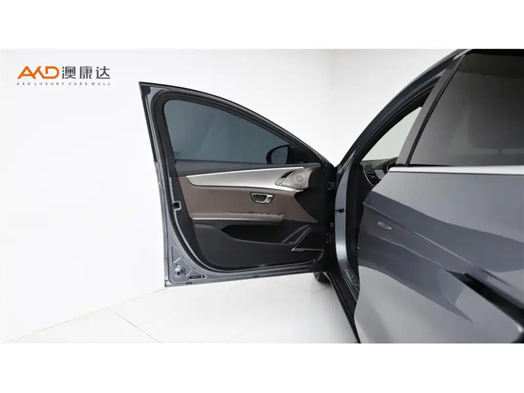 BYD Han — миниатюра 10