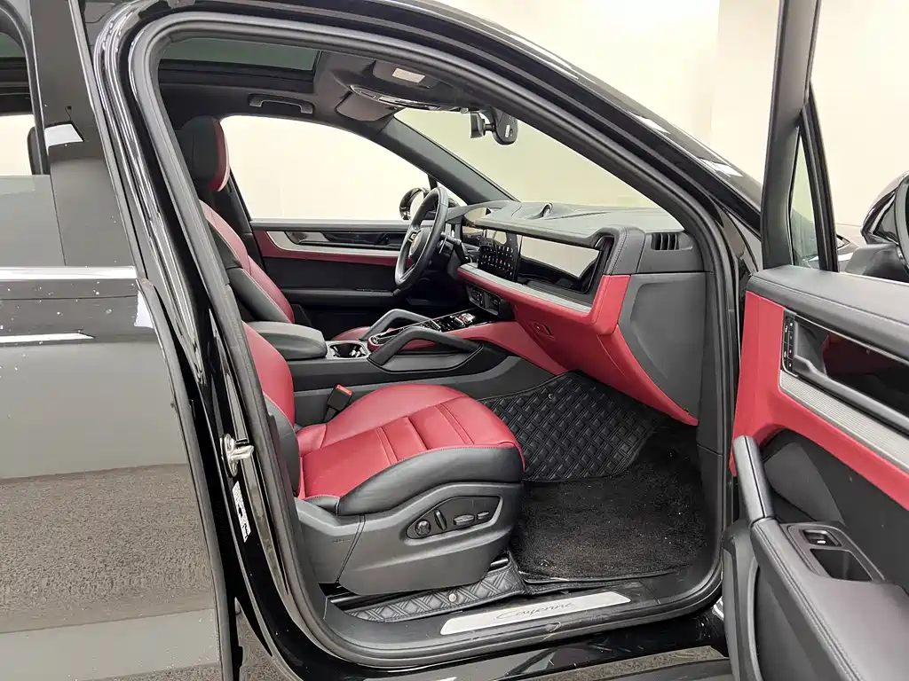Porsche Cayenne — миниатюра 32