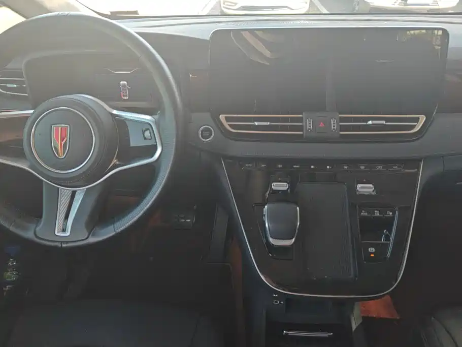 Hongqi Hongqi HQ9 PHEV — миниатюра 12
