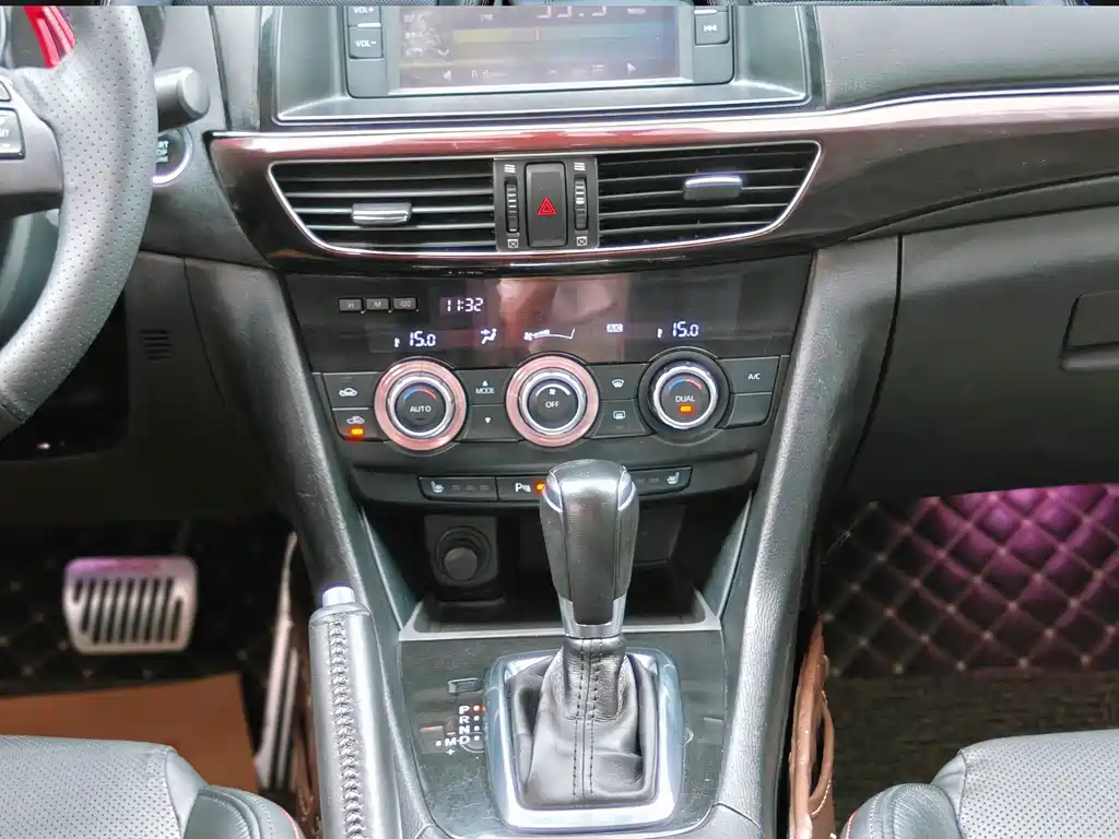 Mazda Atenza — миниатюра 15