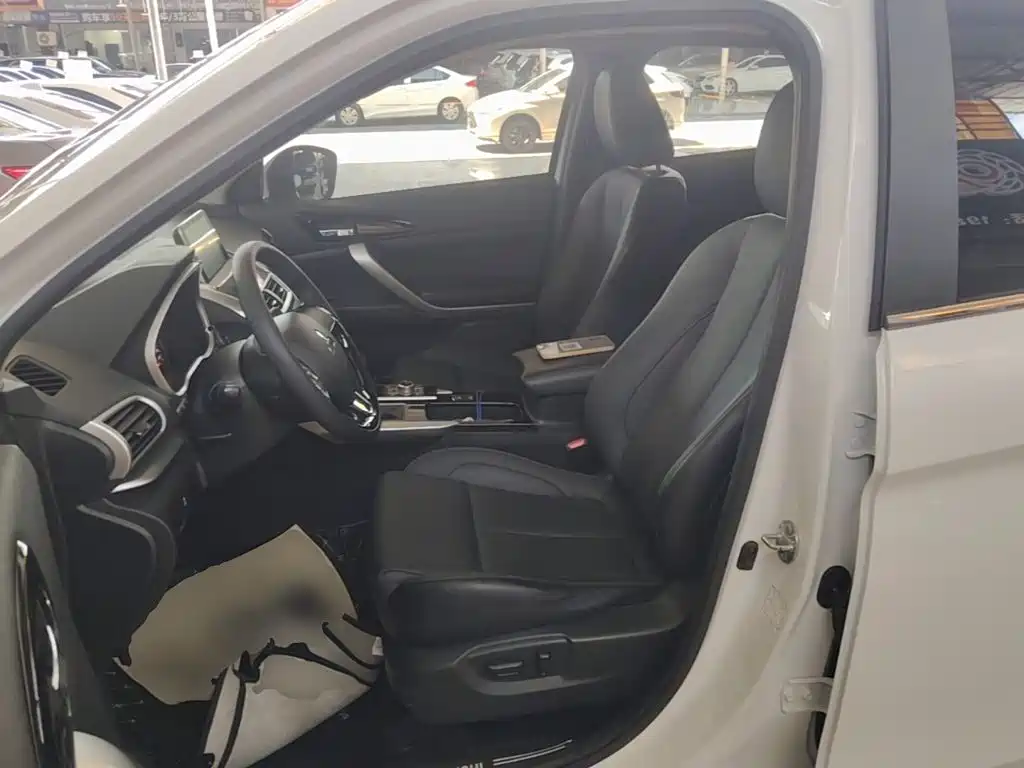 Mitsubishi Eclipse Cross — миниатюра 15
