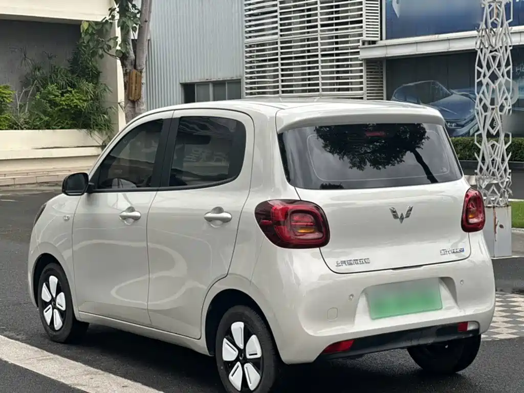 Wuling MINIEV — миниатюра 5