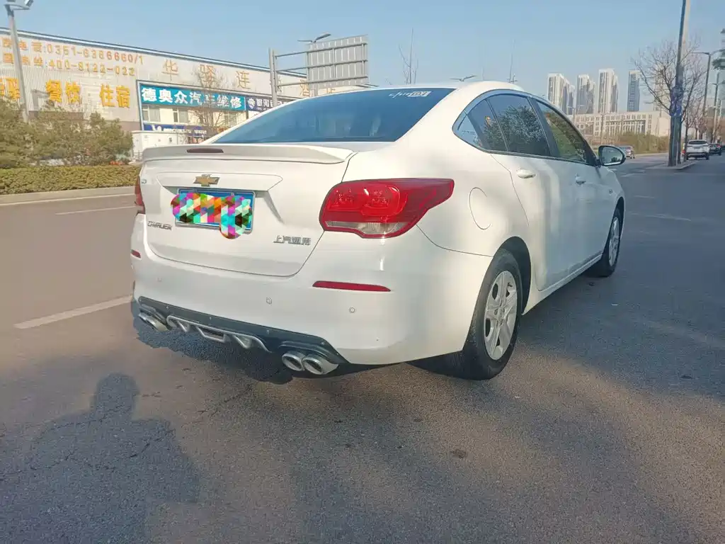 Chevrolet Cavalier — миниатюра 9