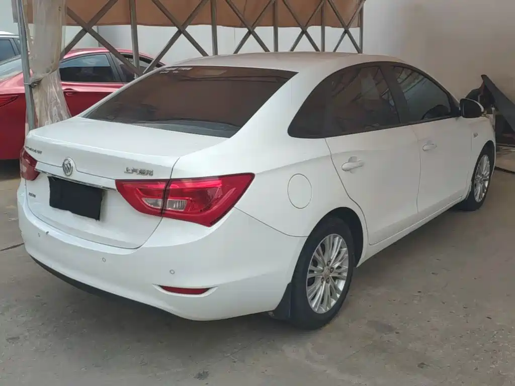 Buick Excelle — миниатюра 7