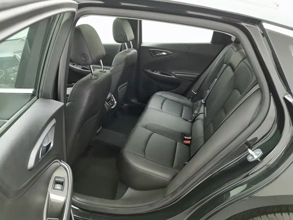 Chevrolet Malibu XL — миниатюра 15