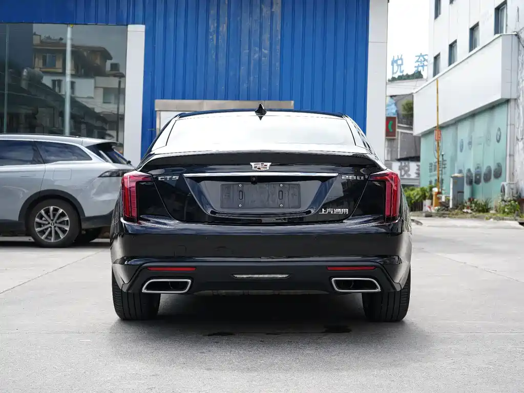 Cadillac CT5 — миниатюра 10