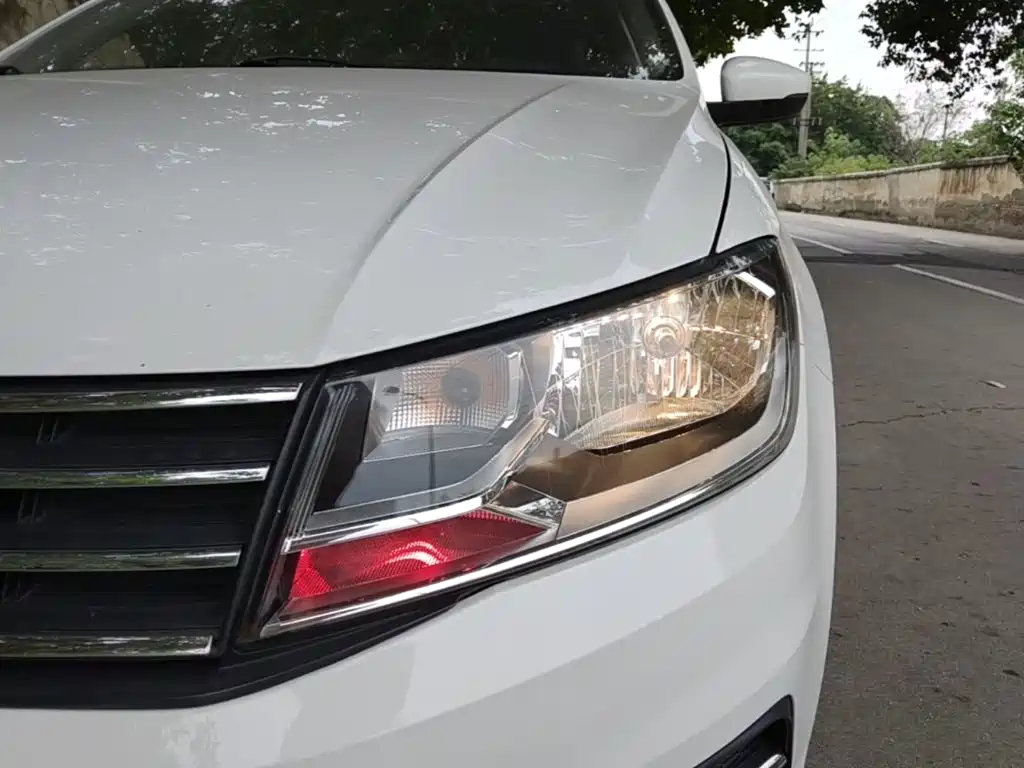Volkswagen Santana — миниатюра 24