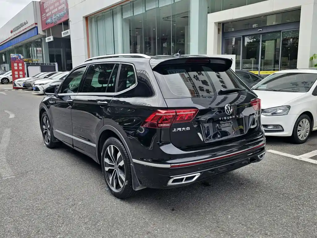 Volkswagen Tiguan L — миниатюра 15