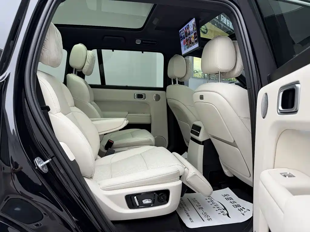Li Auto Li L9 — миниатюра 9
