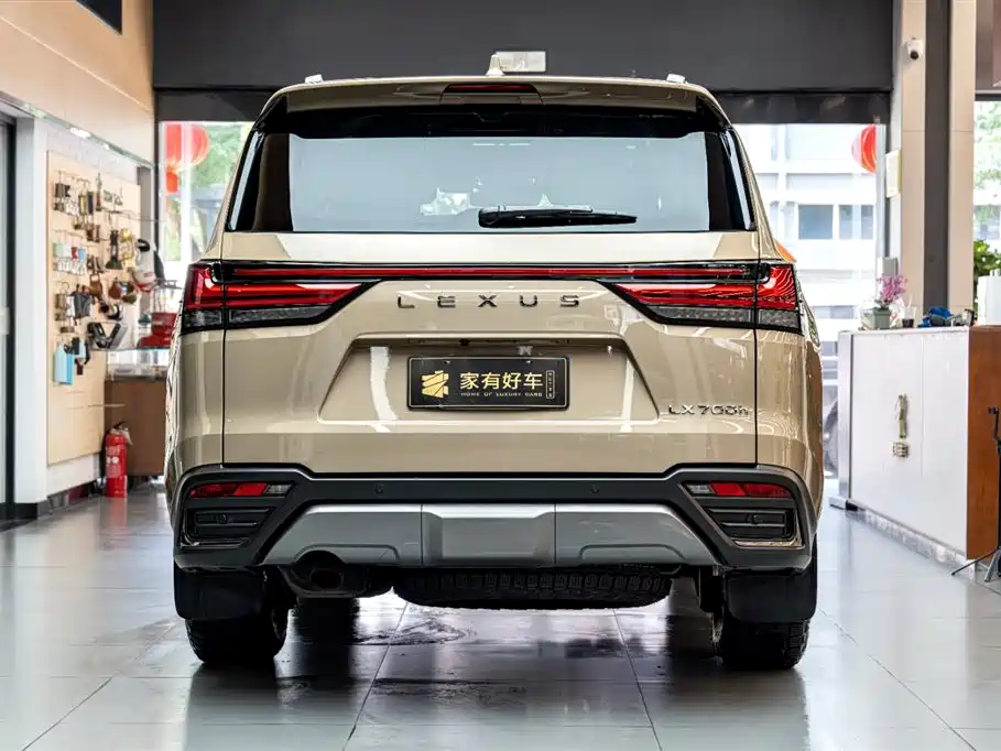 Lexus LX 2025 700h OVERTRAIL