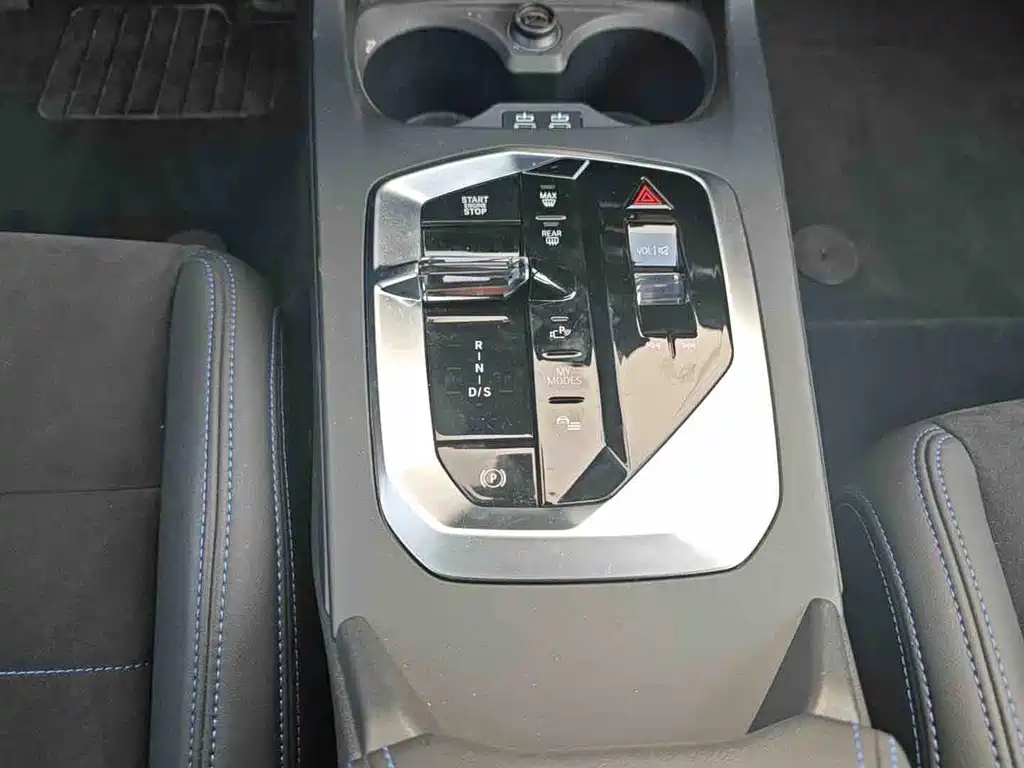 BMW M235L — миниатюра 12