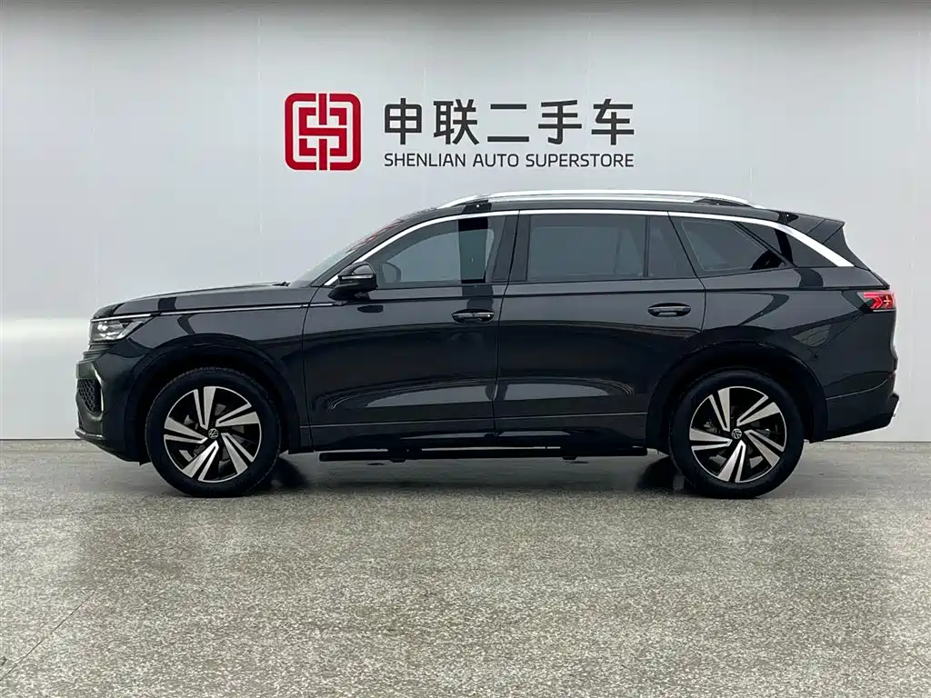Volkswagen Tavendor 2023 380TSI R-Line