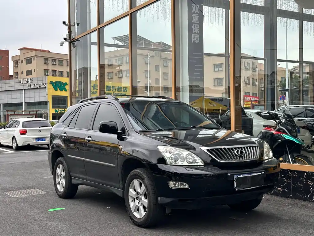 Lexus RX Classic — миниатюра 21