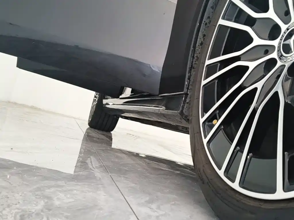 Mercedes-Benz E-Class — миниатюра 21
